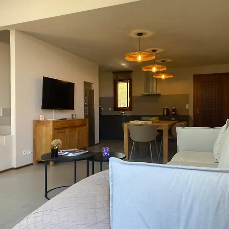 L'ecrin Des Bois 빌라 Belgodère